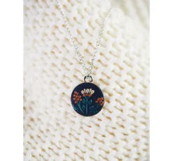 UIT Anhänger & Charms|Cabochons><noscript><img width=