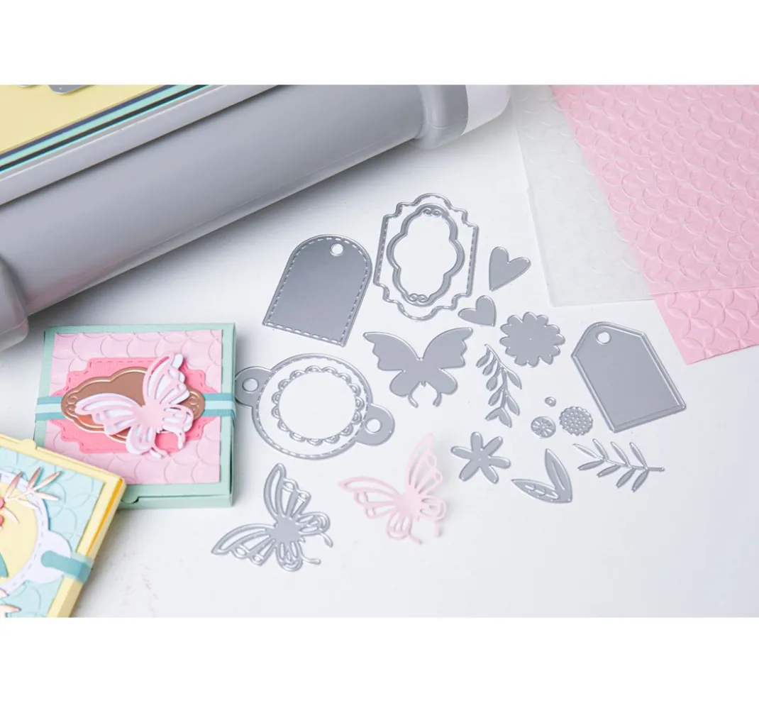 Sizzix Stanz- & Prägemaschinen|Stanz- & Prägemaschinen>Big Shot Plus White & Gray "Starter Kit"
