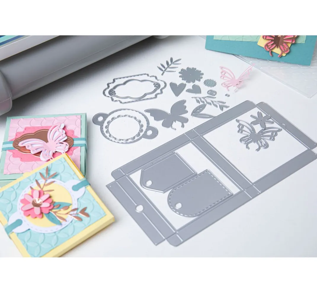 Sizzix Stanz- & Prägemaschinen|Stanz- & Prägemaschinen>Big Shot Plus White & Gray "Starter Kit"