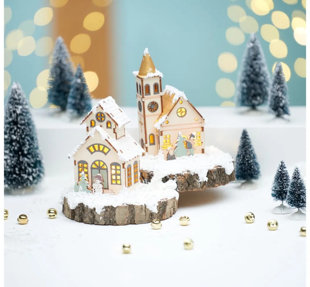 VBS Holz, Mdf & Pappmaché>Holzbausatz "Kirche mit runder Turmspitze", inkl. LED